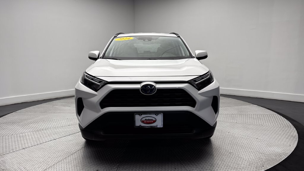 Used 2024 Toyota RAV4 XLE w/ Weather Package AWD/4WD image 42