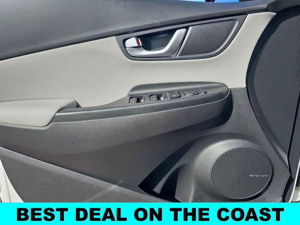 Used 2022 Hyundai Kona Limited image 27