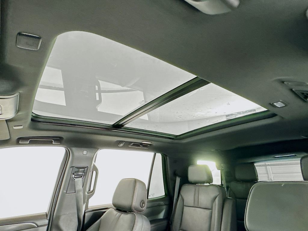 Used 2022 Chevrolet Tahoe RST w/ Sport Performance Package image 17