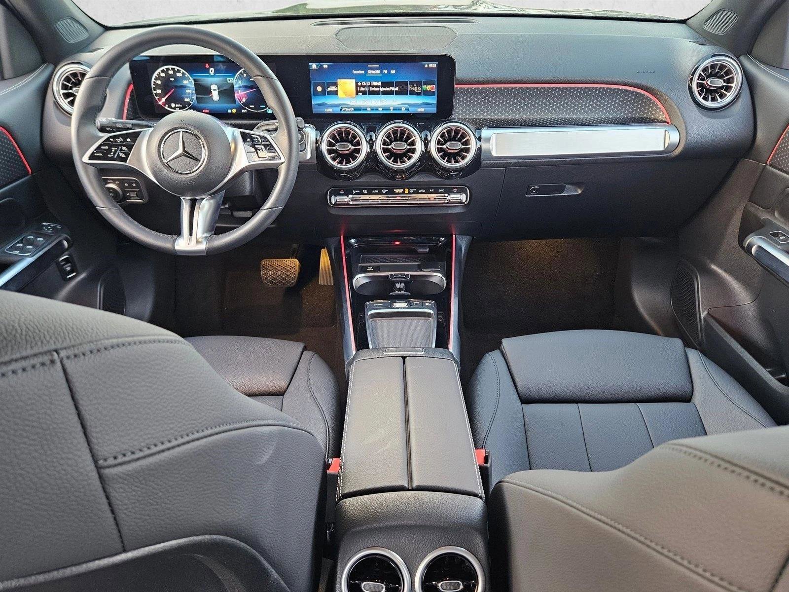 Used 2025 Mercedes-Benz GLB 250 image 16