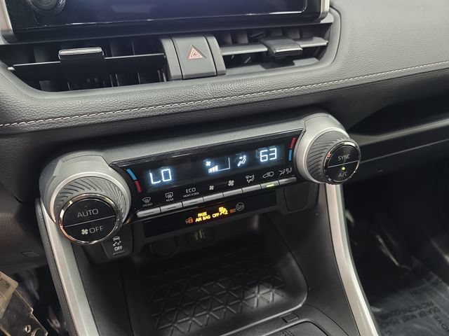 Certified 2024 Toyota RAV4 LE AWD/4WD image 20