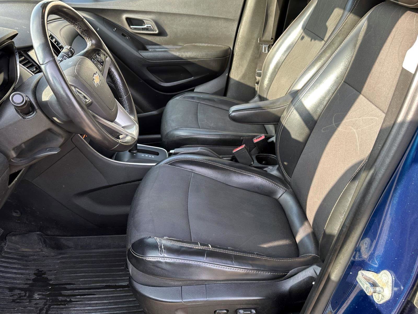 Used 2020 Chevrolet Trax LT w/ Driver Confidence Package image 16