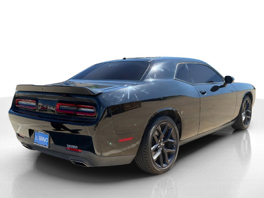 Used 2020 Dodge Challenger SXT w/ Blacktop Package RWD image 7