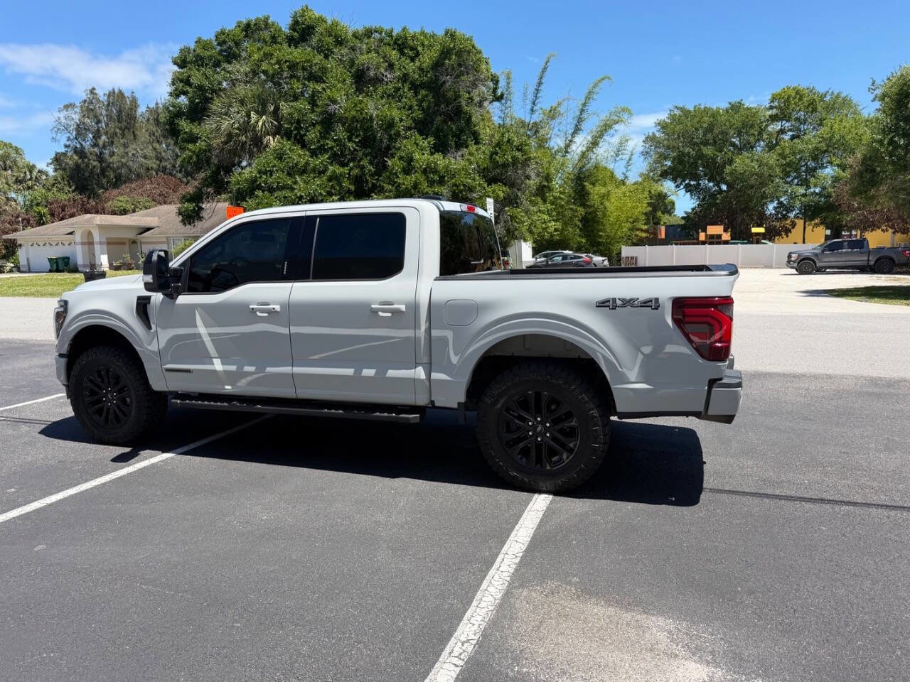 Used 2024 Ford F150 Lariat AWD/4WD image 21