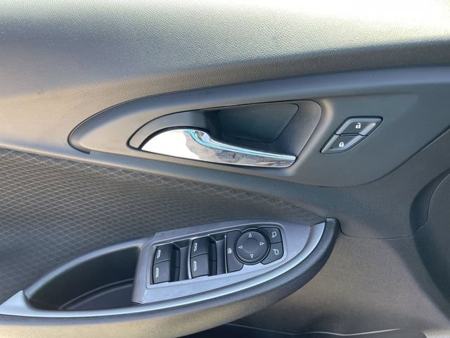 Used 2023 Chevrolet Malibu LT FWD image 22