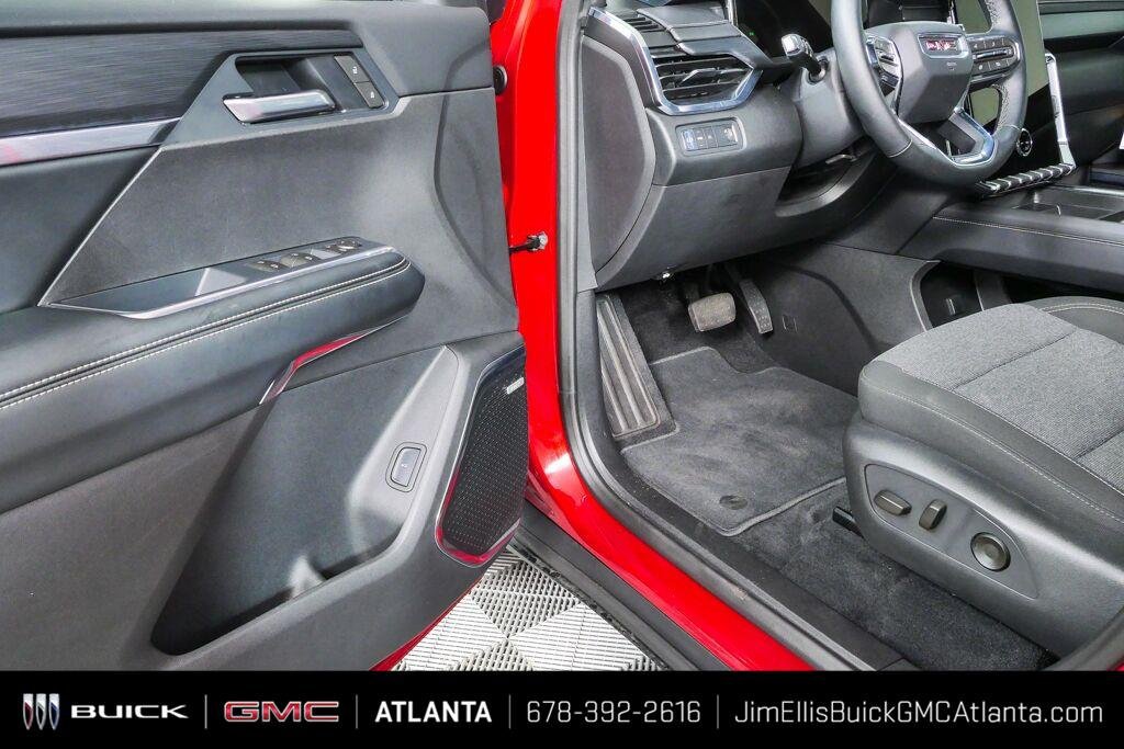 New 2026 GMC Acadia Elevation FWD image 8