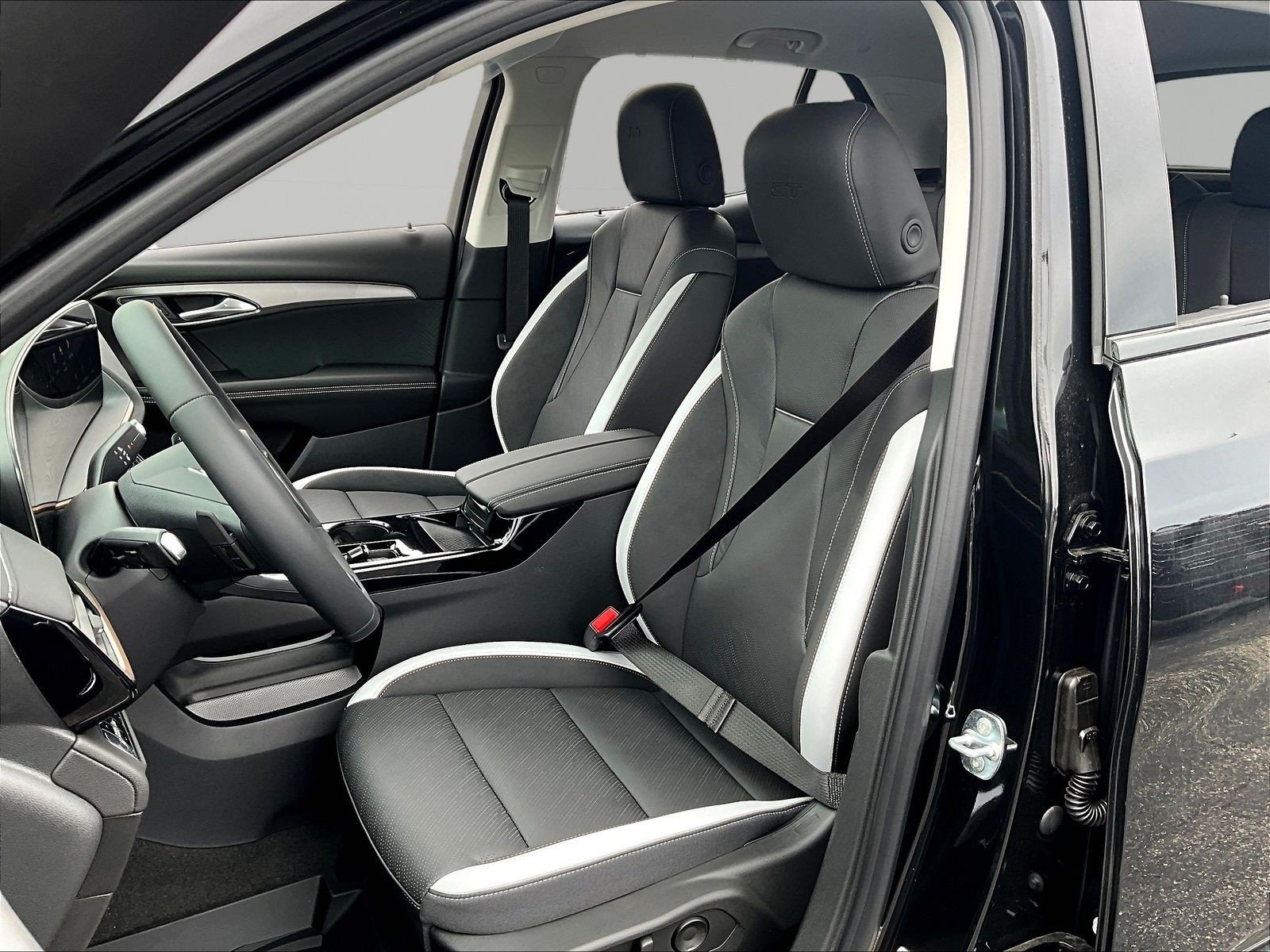 New 2026 Buick Envision Sport Touring AWD/4WD image 16
