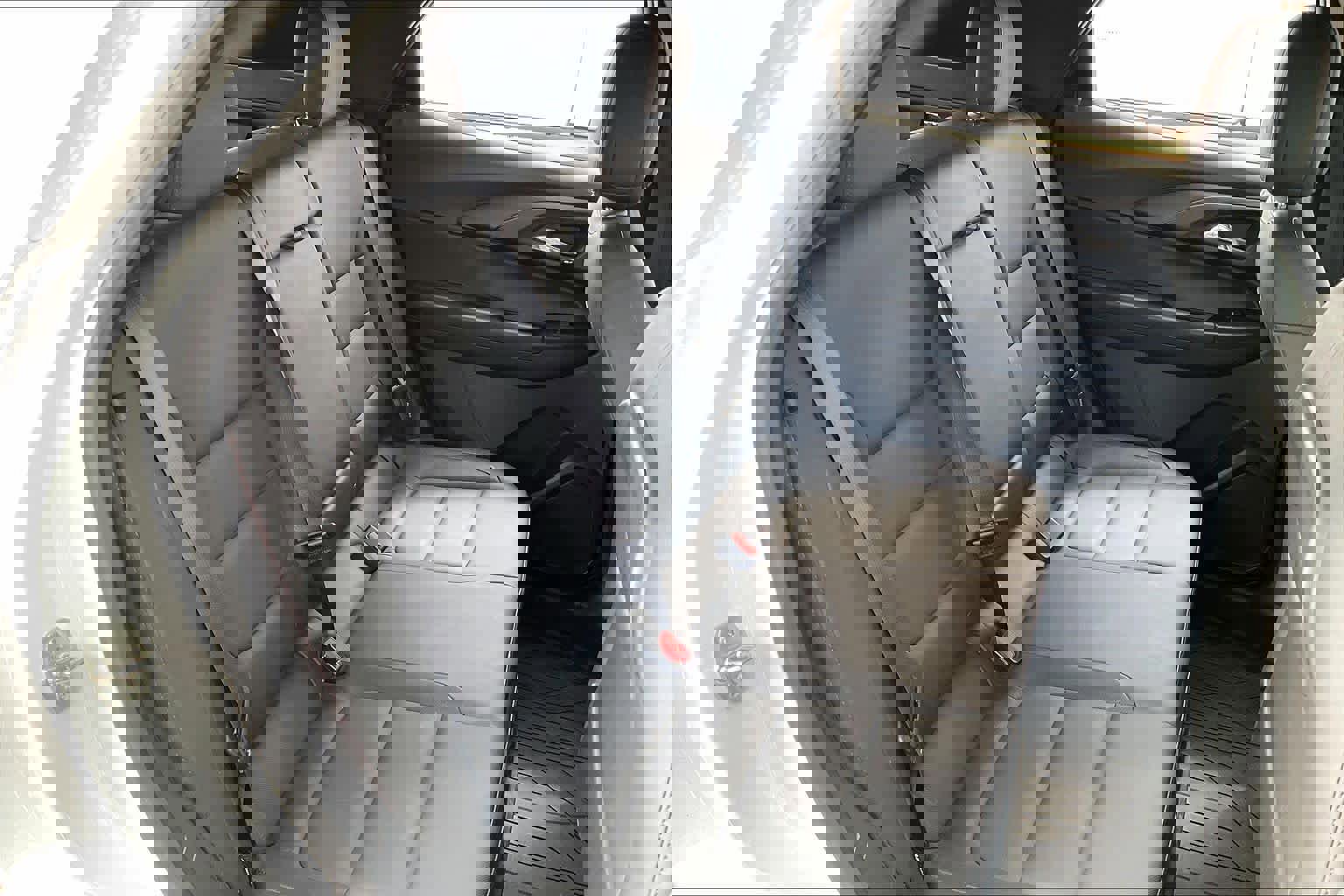 Used 2024 Chevrolet TrailBlazer RS w/ Driver Confidence Package image 18