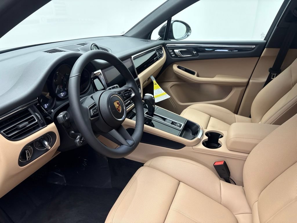 New 2026 Porsche Macan Turbo AWD/4WD image 5