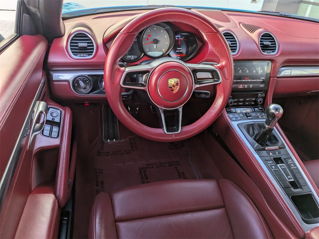 Used 2017 Porsche 718 Boxster S image 15