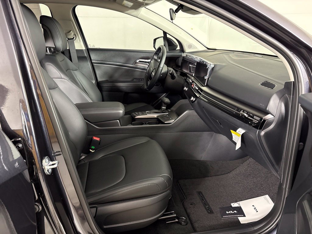 New 2026 Kia Sportage EX FWD image 15