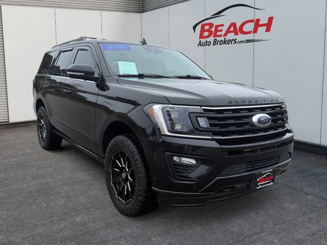 Used 2020 Ford Expedition Limited w/ Equipment Group 303A image 3