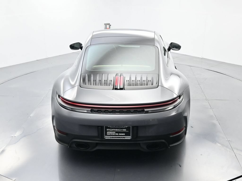 Certified 2025 Porsche 911 Carrera RWD image 31