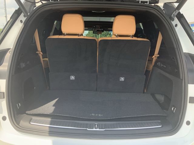 Used 2023 Jeep Grand Cherokee L Summit image 13