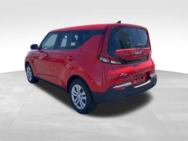 Certified 2022 Kia Soul LX image 6