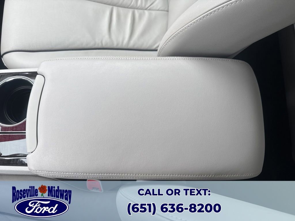 Used 2013 Toyota Venza XLE image 12