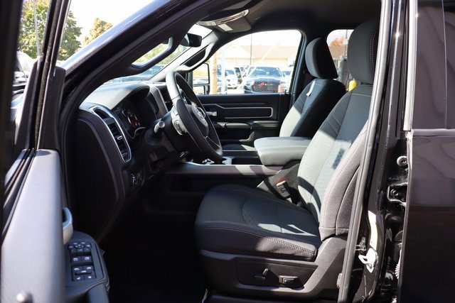 Used 2025 RAM 2500 Big Horn image 13