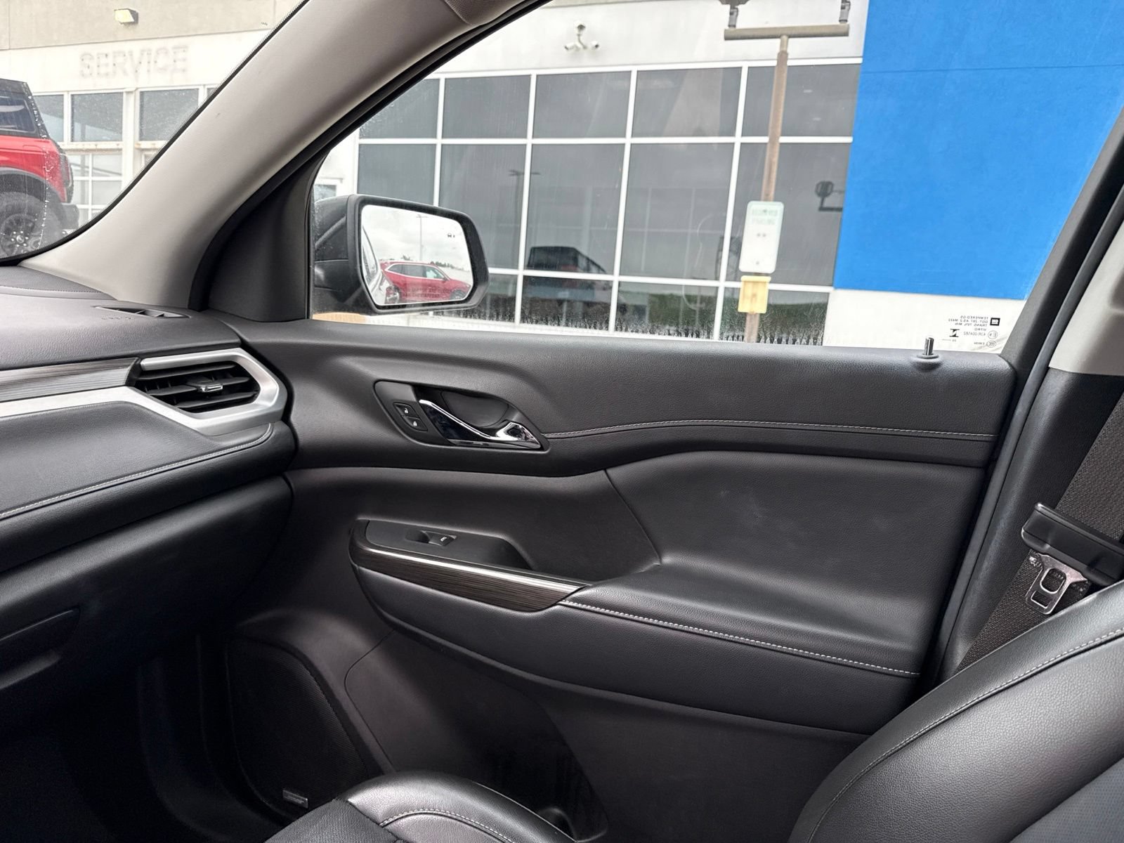 Used 2023 GMC Acadia SLT FWD image 27