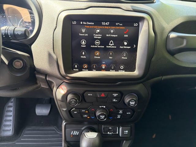 Used 2023 Jeep Renegade Latitude AWD/4WD image 21