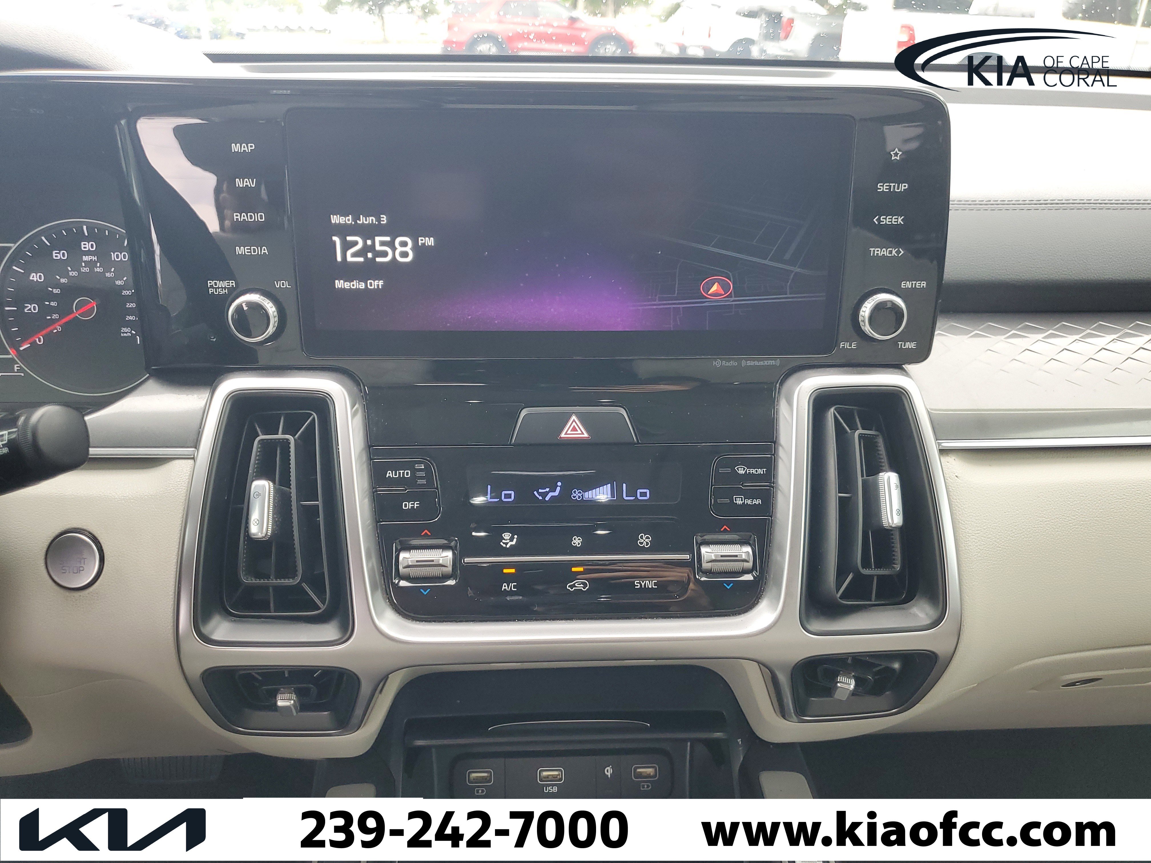Used 2023 Kia Sorento S w/ Panoramic Sunroof Package FWD image 17