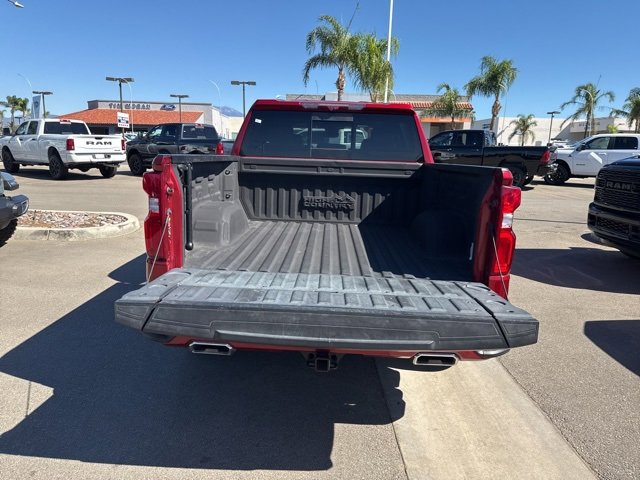 Used 2022 Chevrolet Silverado 1500 High Country w/ Technology Package image 13