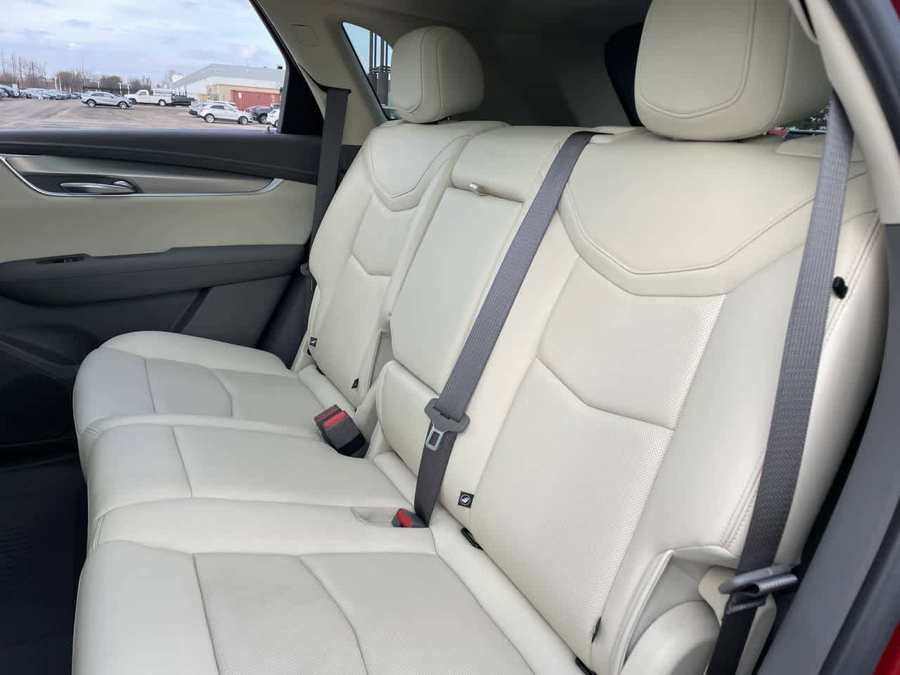Used 2021 Cadillac XT5 Premium Luxury image 19