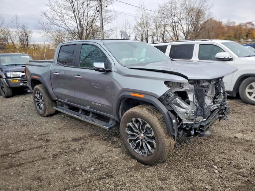 Used 2024 GMC Canyon Denali