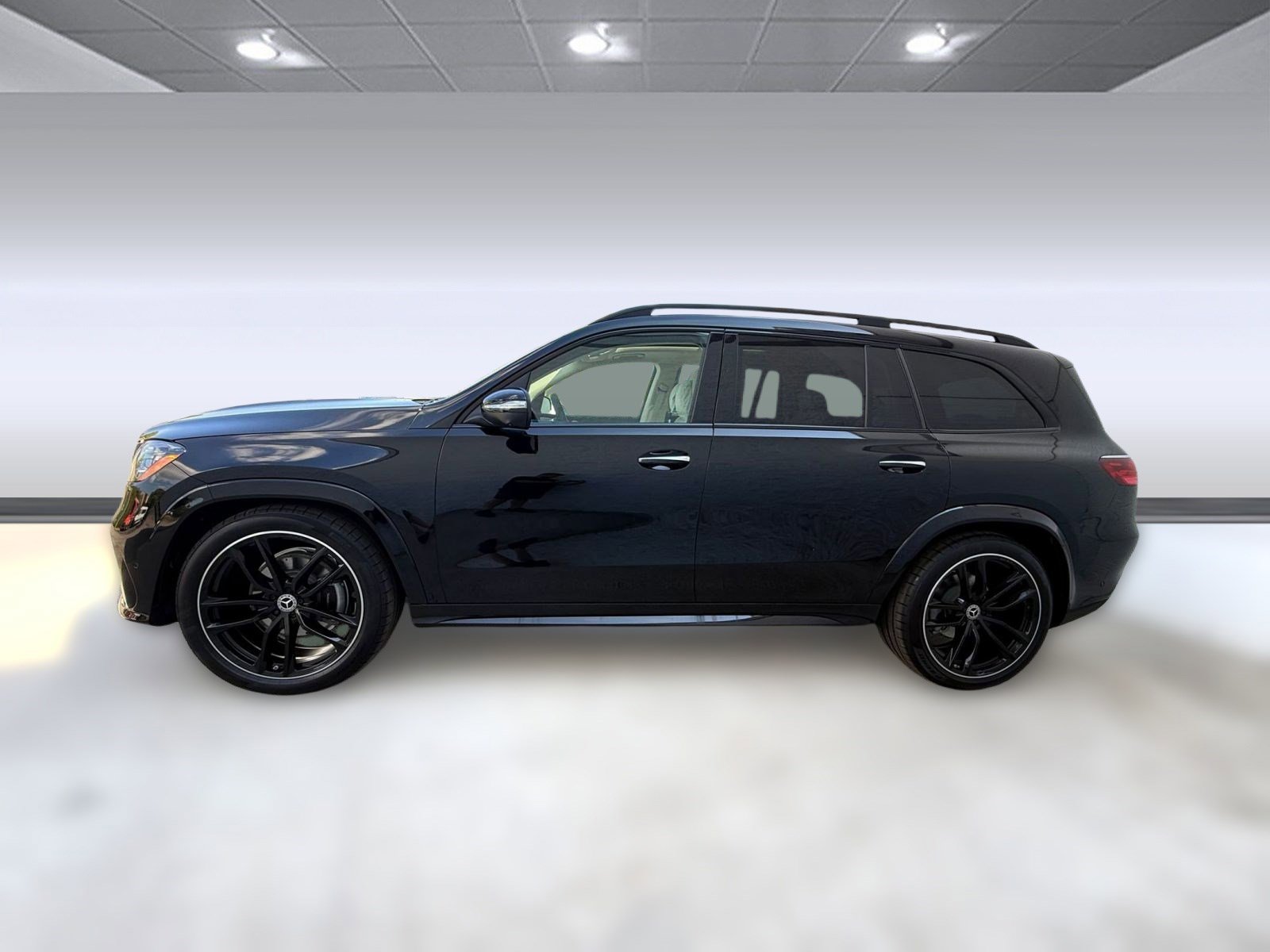 New 2026 Mercedes-Benz GLS 450 4MATIC image 2