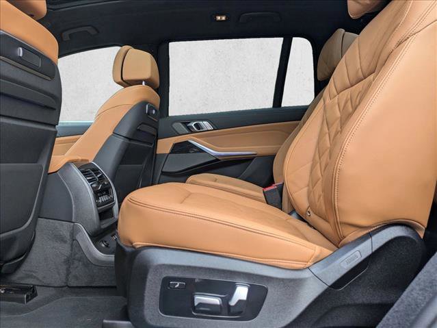 New 2026 BMW X7 xDrive40i w/ Executive Package image 17