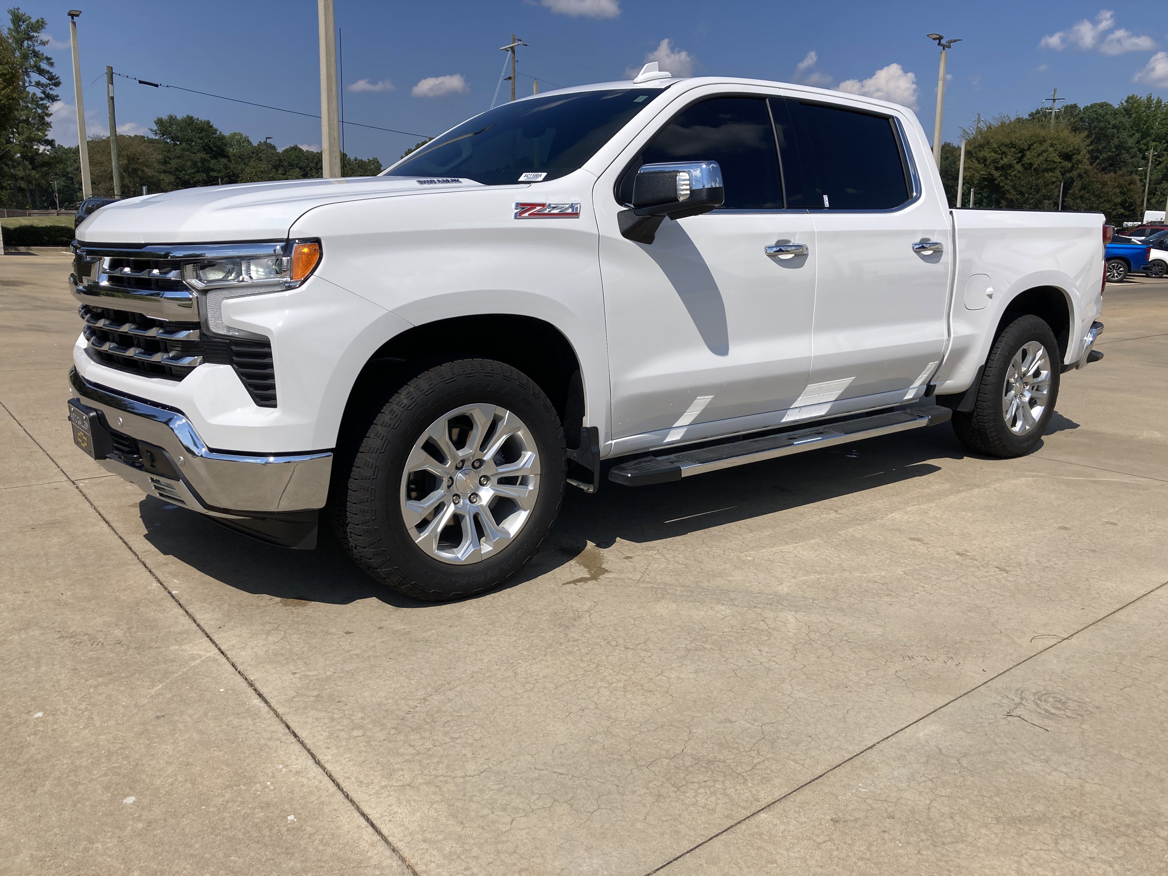 Certified 2024 Chevrolet Silverado 1500 LTZ w/ LTZ Premium Package