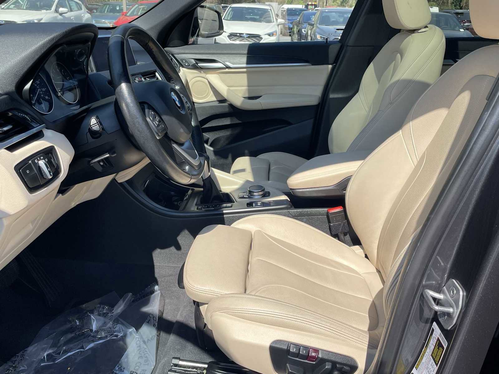 Used 2017 BMW X1 xDrive28i image 10