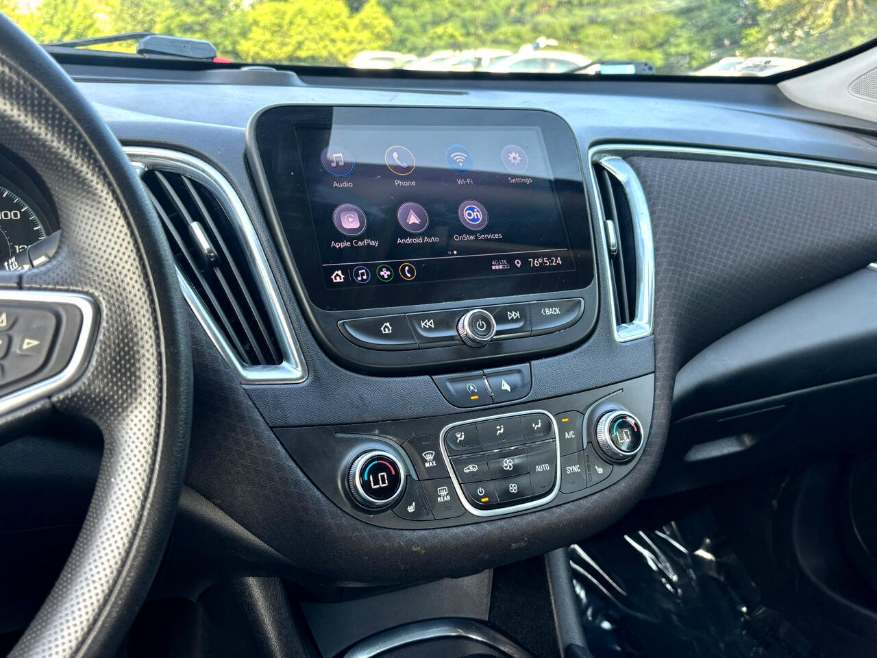 Used 2020 Chevrolet Malibu LT image 29