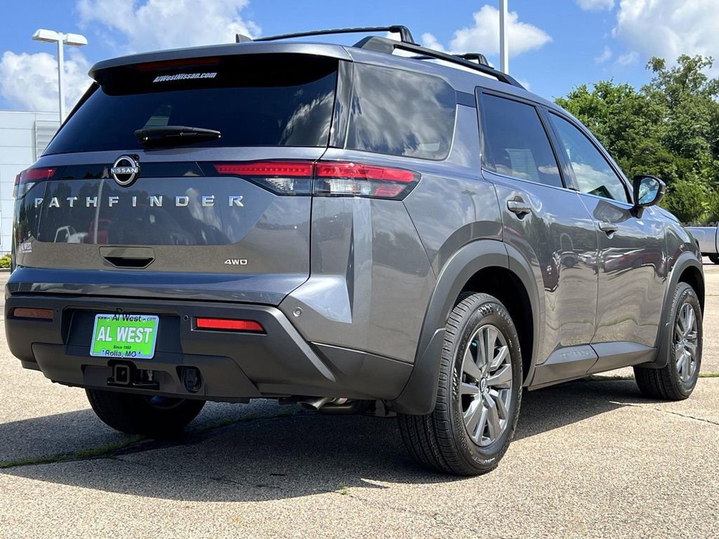 New 2025 Nissan Pathfinder SV w/ SV Premium Package image 8
