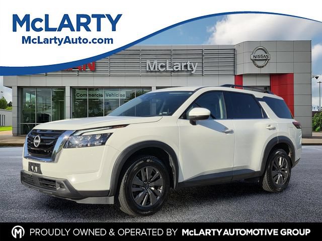 Used 2025 Nissan Pathfinder SV
