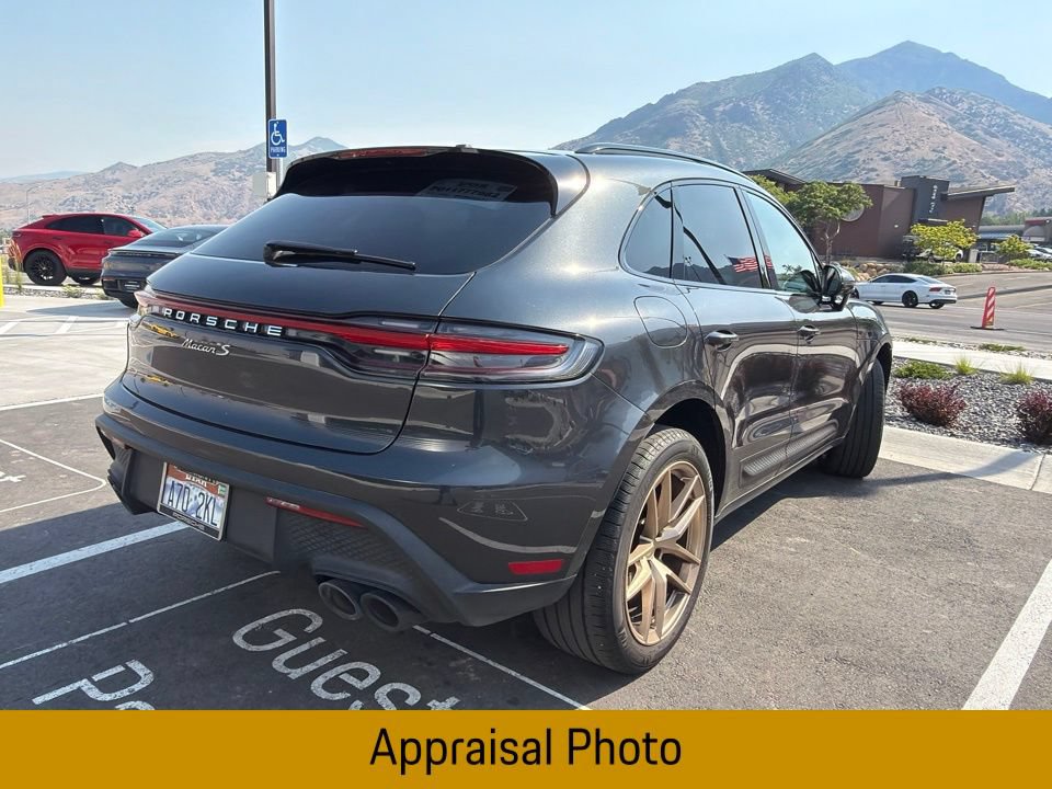 Certified 2023 Porsche Macan S AWD/4WD image 11