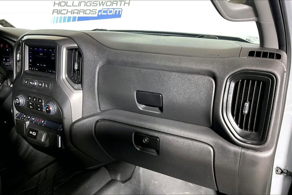 Used 2025 Chevrolet Silverado 1500 Custom image 12