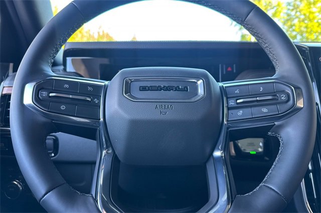 New 2026 GMC Yukon Denali w/ Sun & Power Step Package image 22