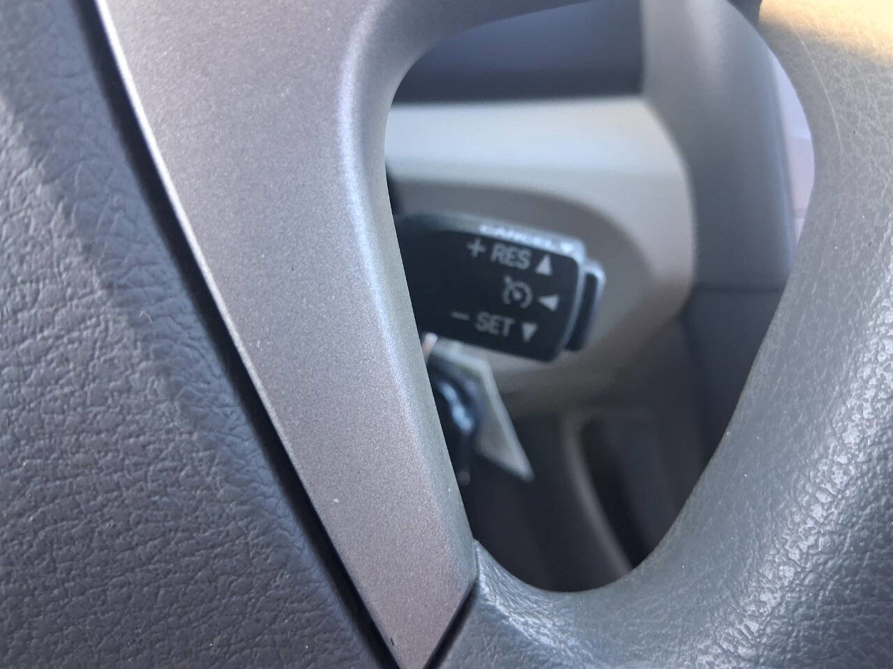 Used 2009 Toyota Camry LE FWD image 27