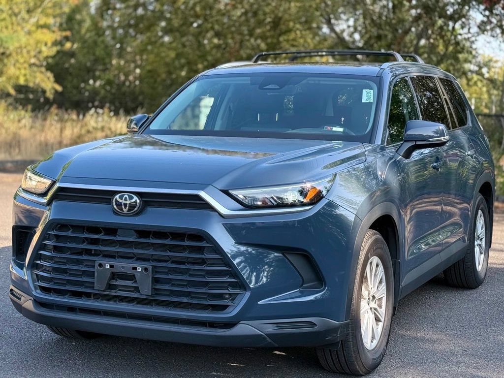 Certified 2024 Toyota Grand Highlander AWD image 1
