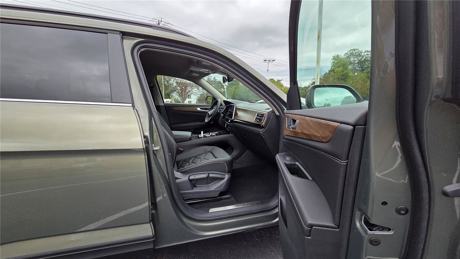 New 2026 Volkswagen Atlas SE AWD/4WD image 30