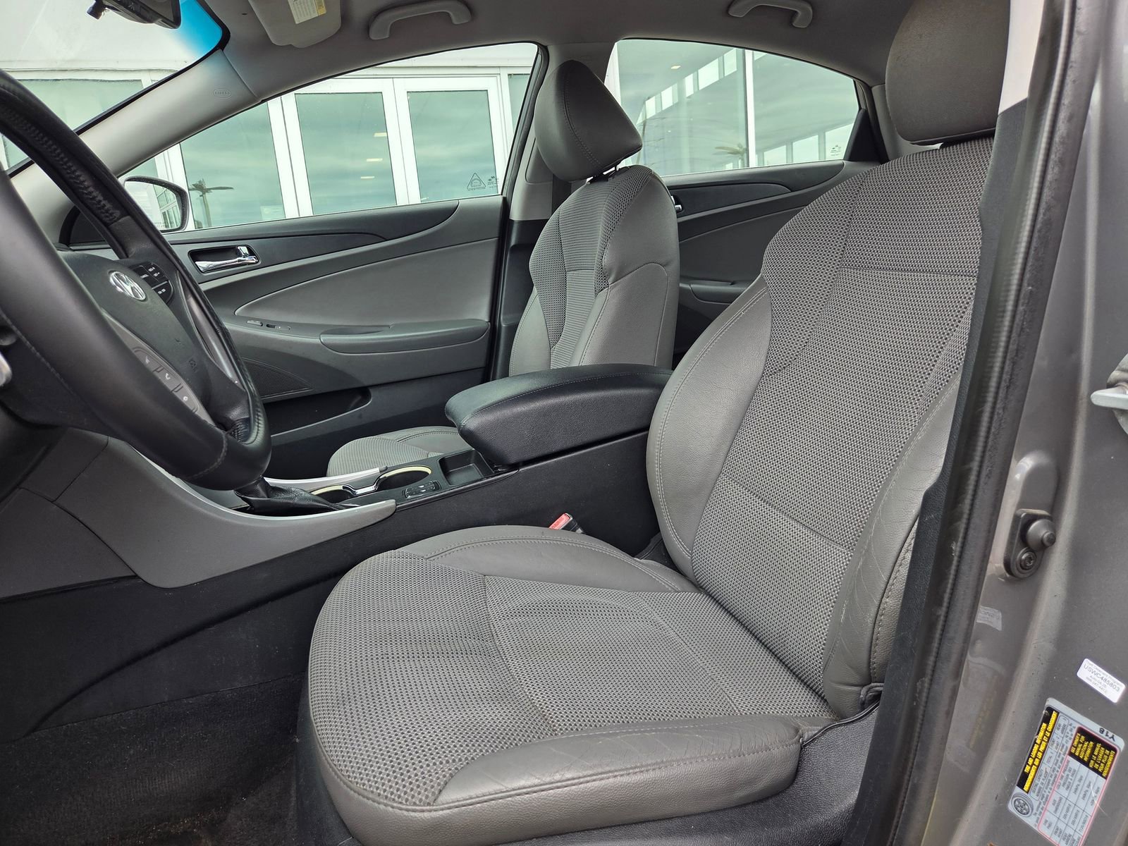 Used 2013 Hyundai Sonata SE FWD image 16