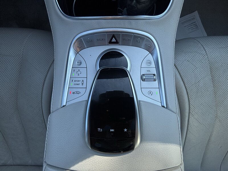 Used 2015 Mercedes-Benz S 550 4MATIC Sedan image 23