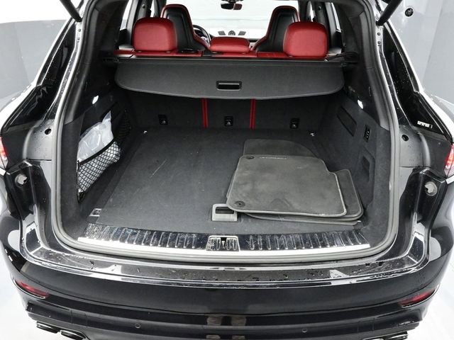 Certified 2022 Porsche Cayenne Turbo S AWD/4WD image 16