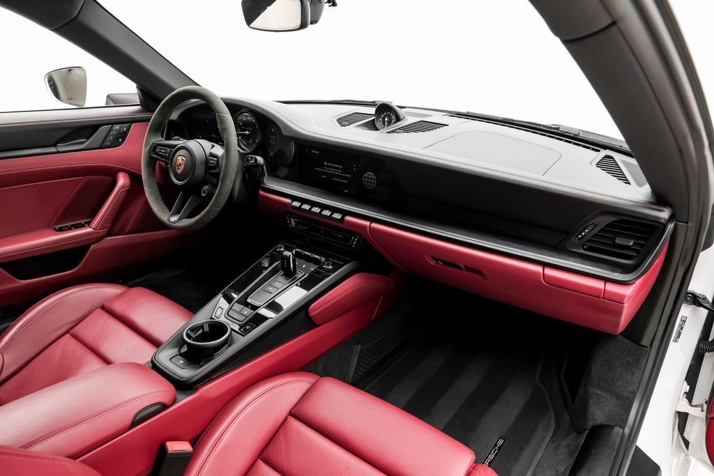 Used 2022 Porsche 911 Carrera 4 GTS AWD/4WD image 10