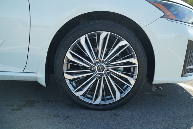 Used 2023 Nissan Altima 2.5 SL AWD/4WD image 44