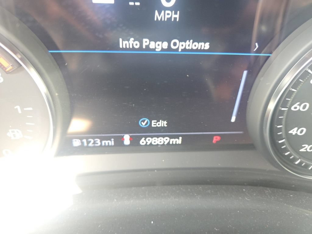 Used 2020 Cadillac XT5 Premium Luxury FWD image 5