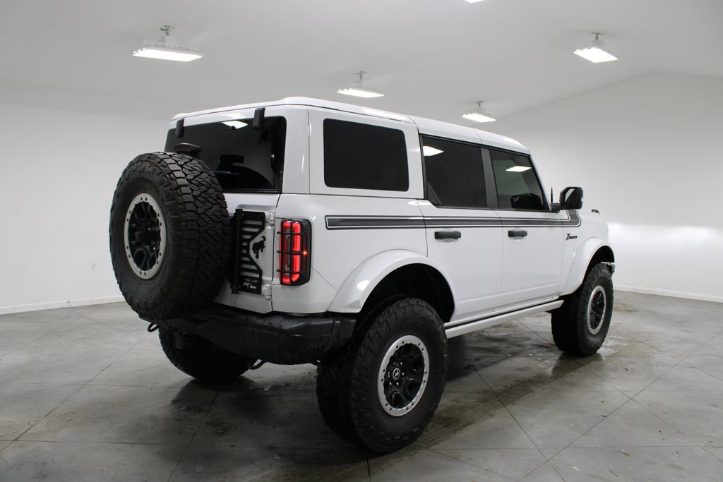 Used 2023 Ford Bronco Badlands image 9