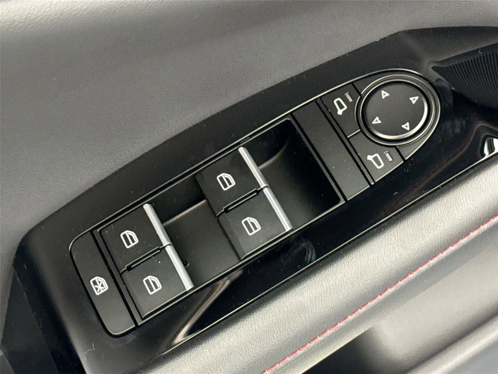 New 2026 MAZDA MAZDA3 Carbon image 29