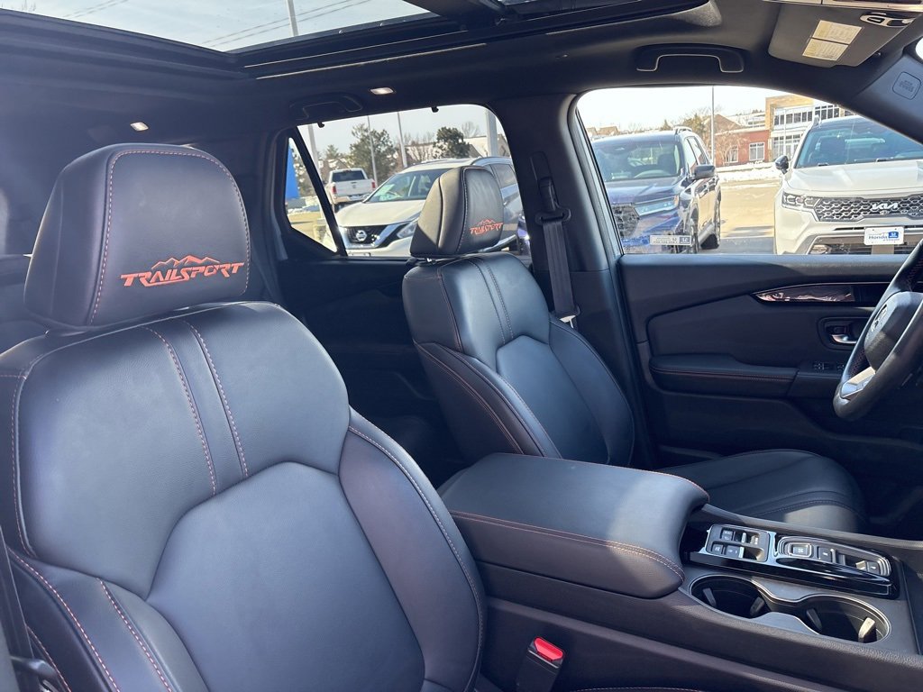 Used 2024 Honda Pilot TrailSport image 30