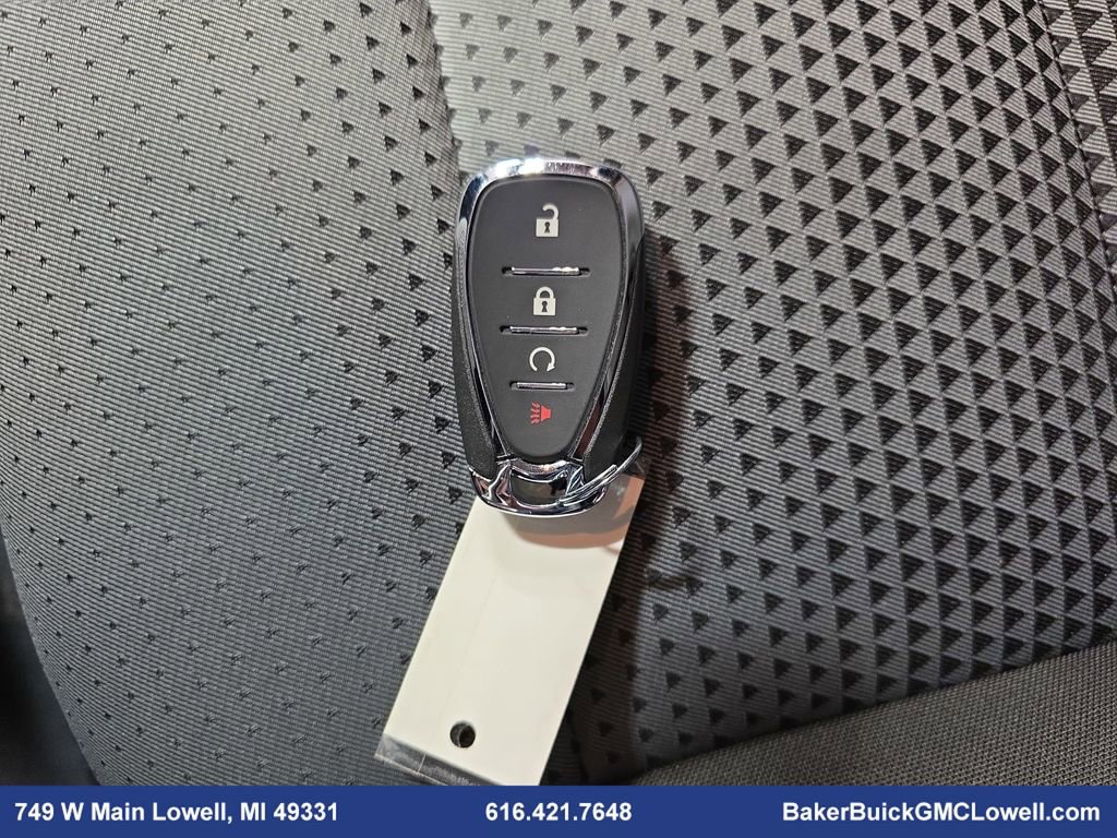 Used 2025 Chevrolet Trax LT w/ LT Convenience Package image 33